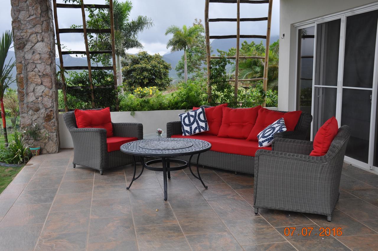 Hawk'S Nest Bed & Breakfast La Laguna de San Carlos Ngoại thất bức ảnh